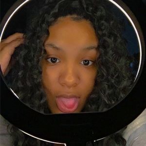 Meet your Posher, Laniyah